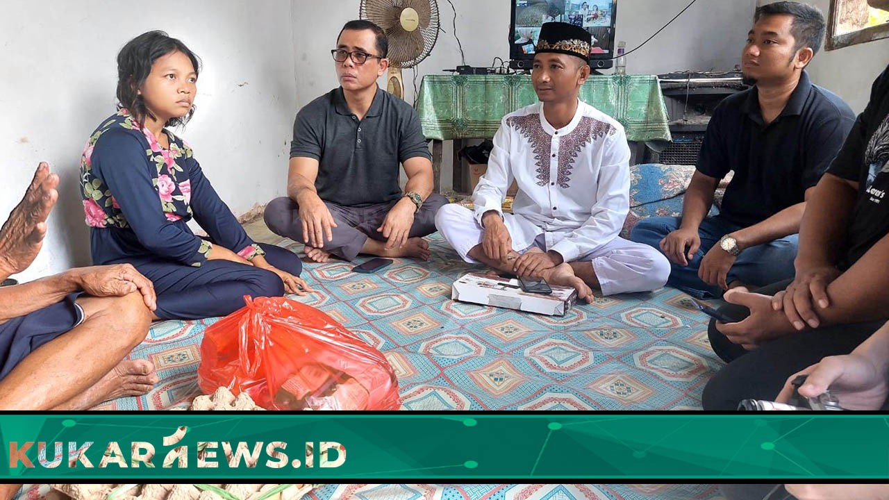 Dinsos Kukar Salurkan Bantuan Kepada Penyandang Disabilitas