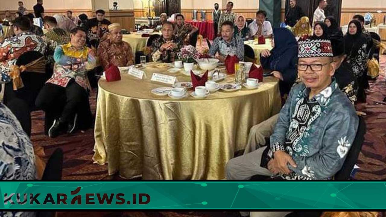 Anggota Dewan Kukar Hadiri BK Award DPRD Kaltim