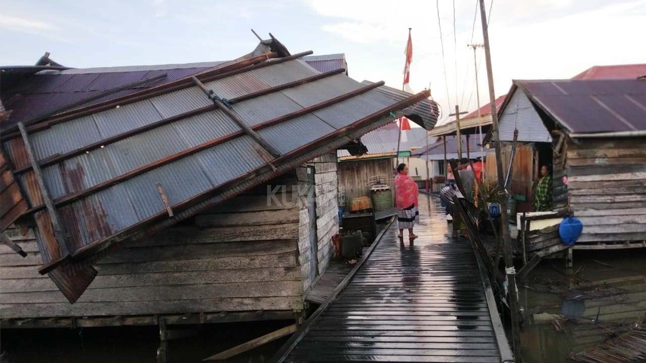 Angin Puting Beliung di Anggana, 11 Rumah Jadi Korban