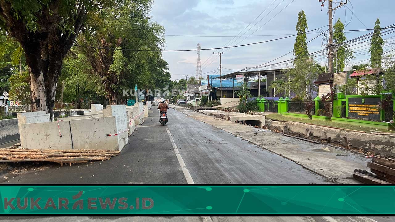 Antisipasi Banjir di Tenggarong, Dinas PU Lakukan Pembangunan Drainase