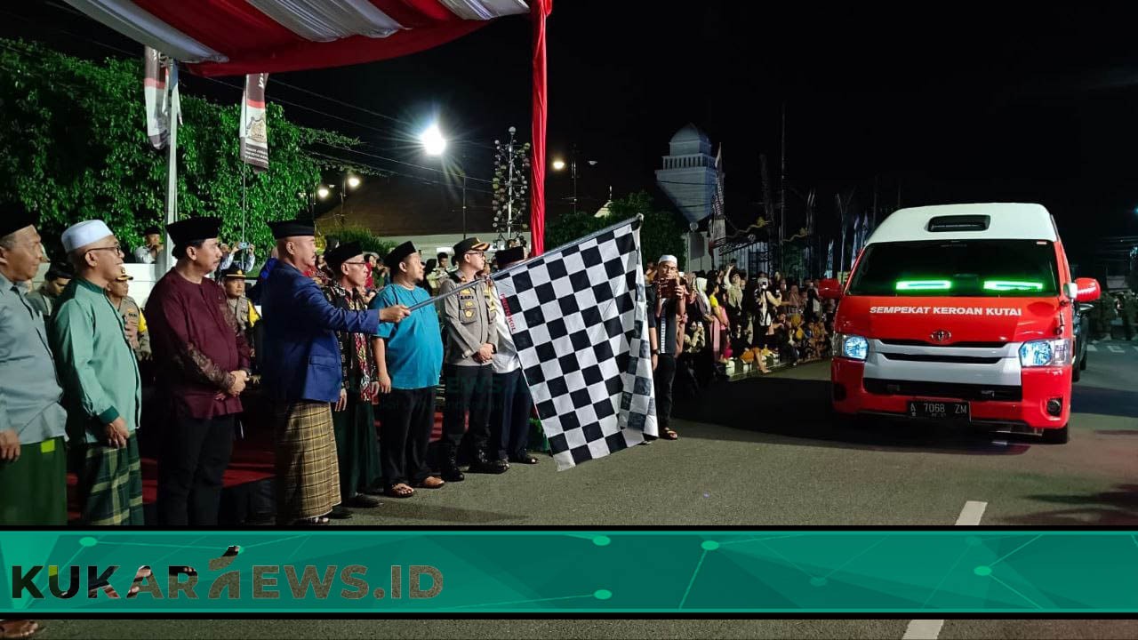 Bupati Edi Damansyah Lepas Takbiran Keliling di Kota Raja Tenggarong