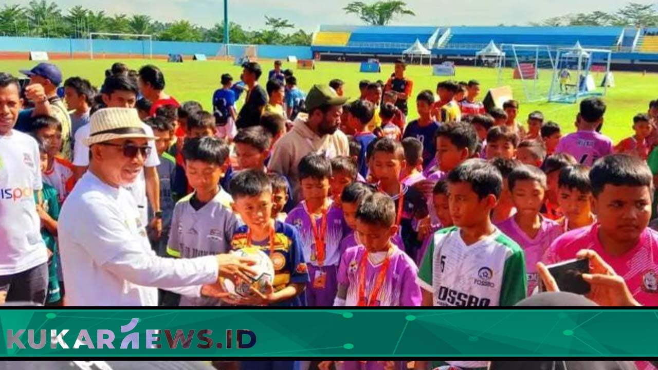 Bupati Kutim Dukung Peningkatan Prestasi Anak Muda di Bidang Olahraga