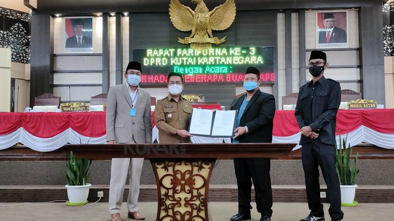 DPRD Kukar Sahkan Lima Raperda