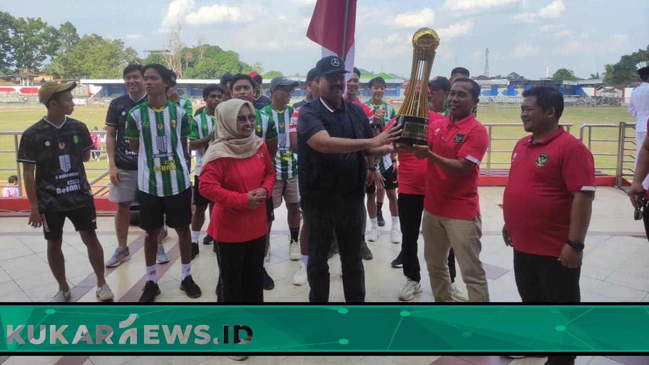 Edi Damansyah Resmi Buka Turnamen Sepak Bola Bupati Cup 2023