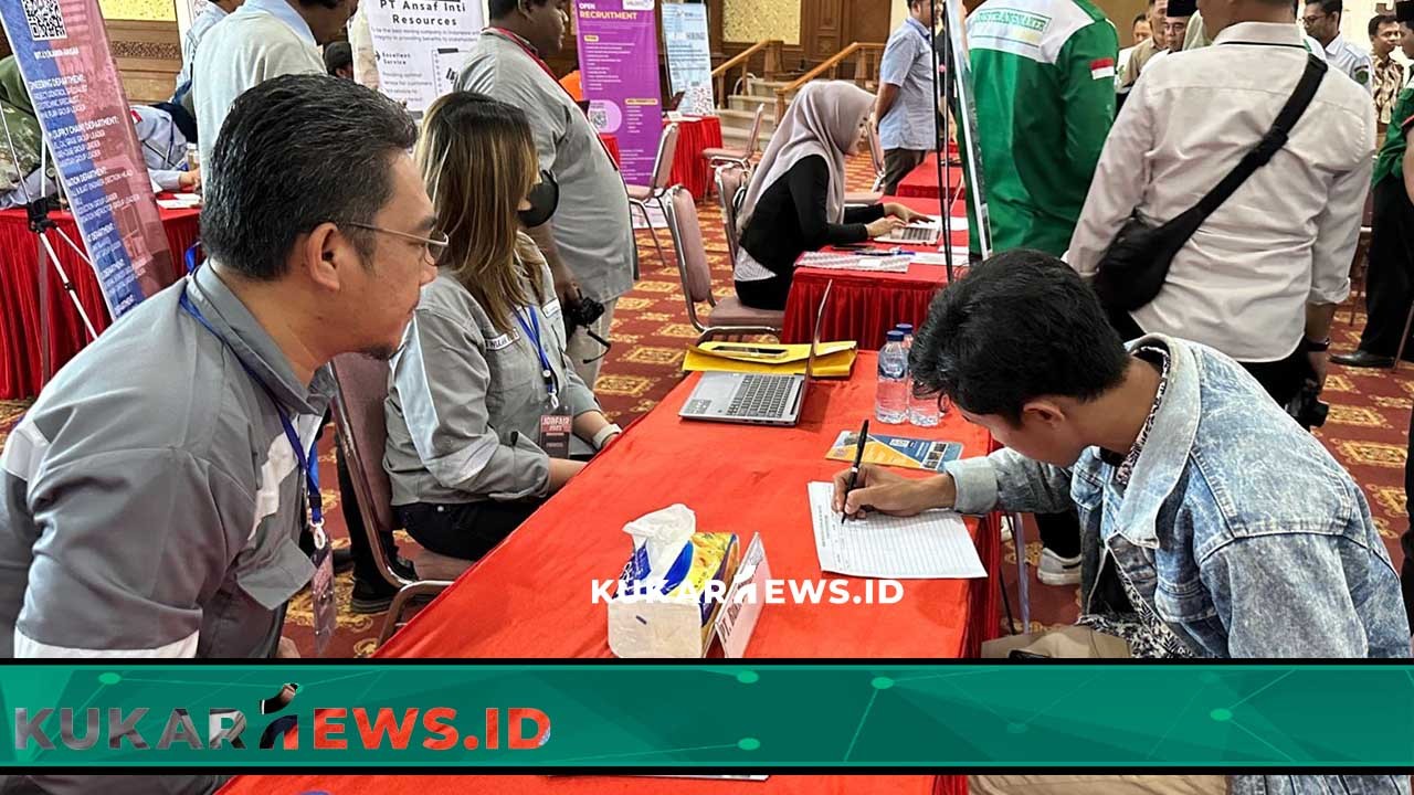 Job Fair 2024, Abdul Rasid : Prioritaskan Putra-putri Kukar