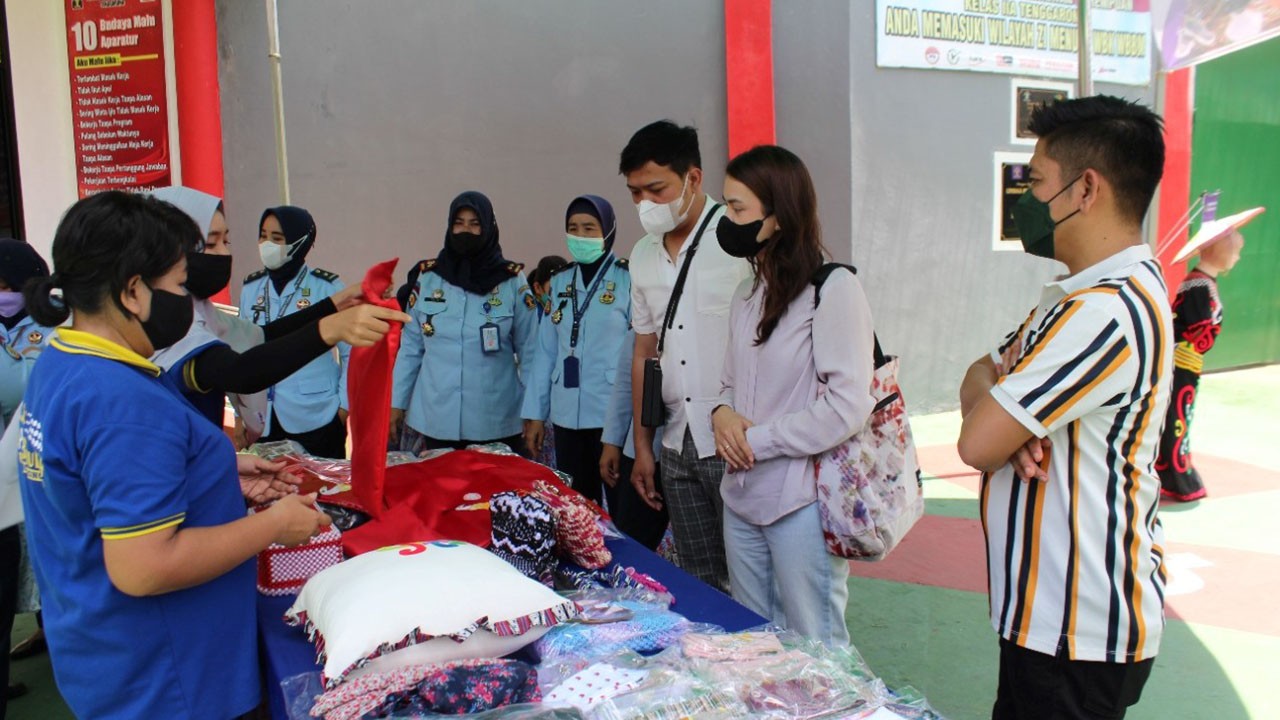 Lapas Perempuan Tenggarong Perkenalkan Hasil Kreativitas dan Olahan Tangan WBP