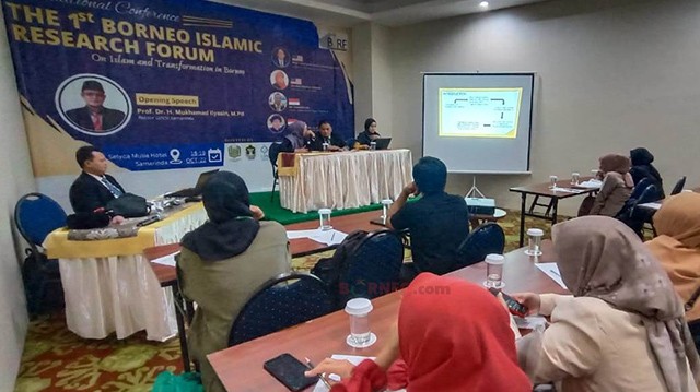 Mahasiswa Pascasarjana KPI UINSI Paparkan Hipnospiritual di Konferensi Internasional BIRF
