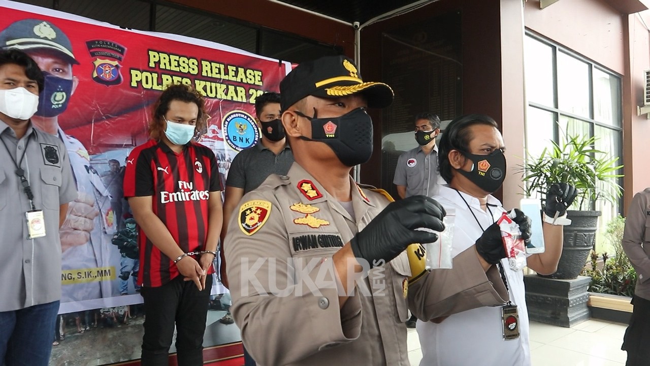 Pengedar Narkoba Diringkus Saat Operasi Penyekatan