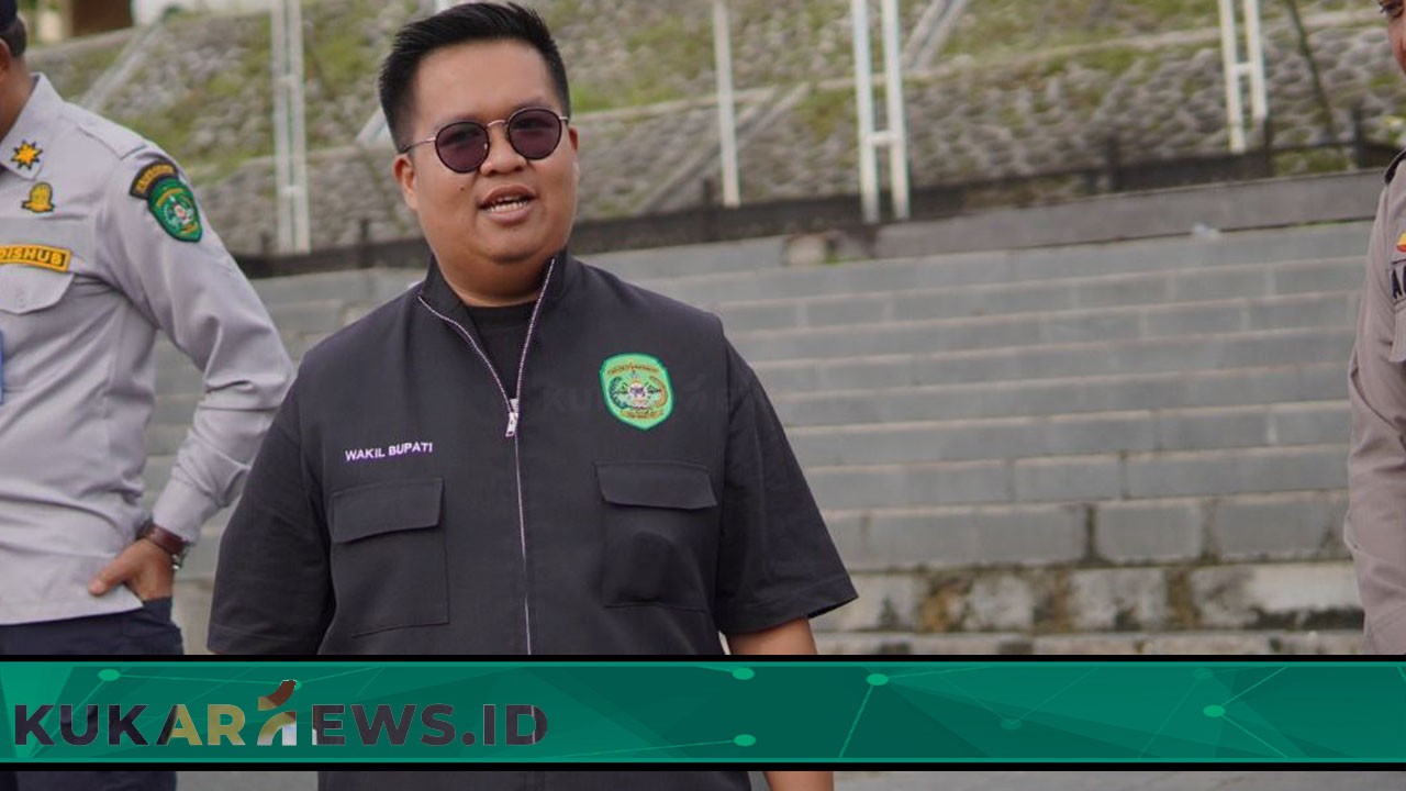 Rendi Solihin Ajak Lestarikan Erau Adat Benua Tuha di Desa Sabintulung