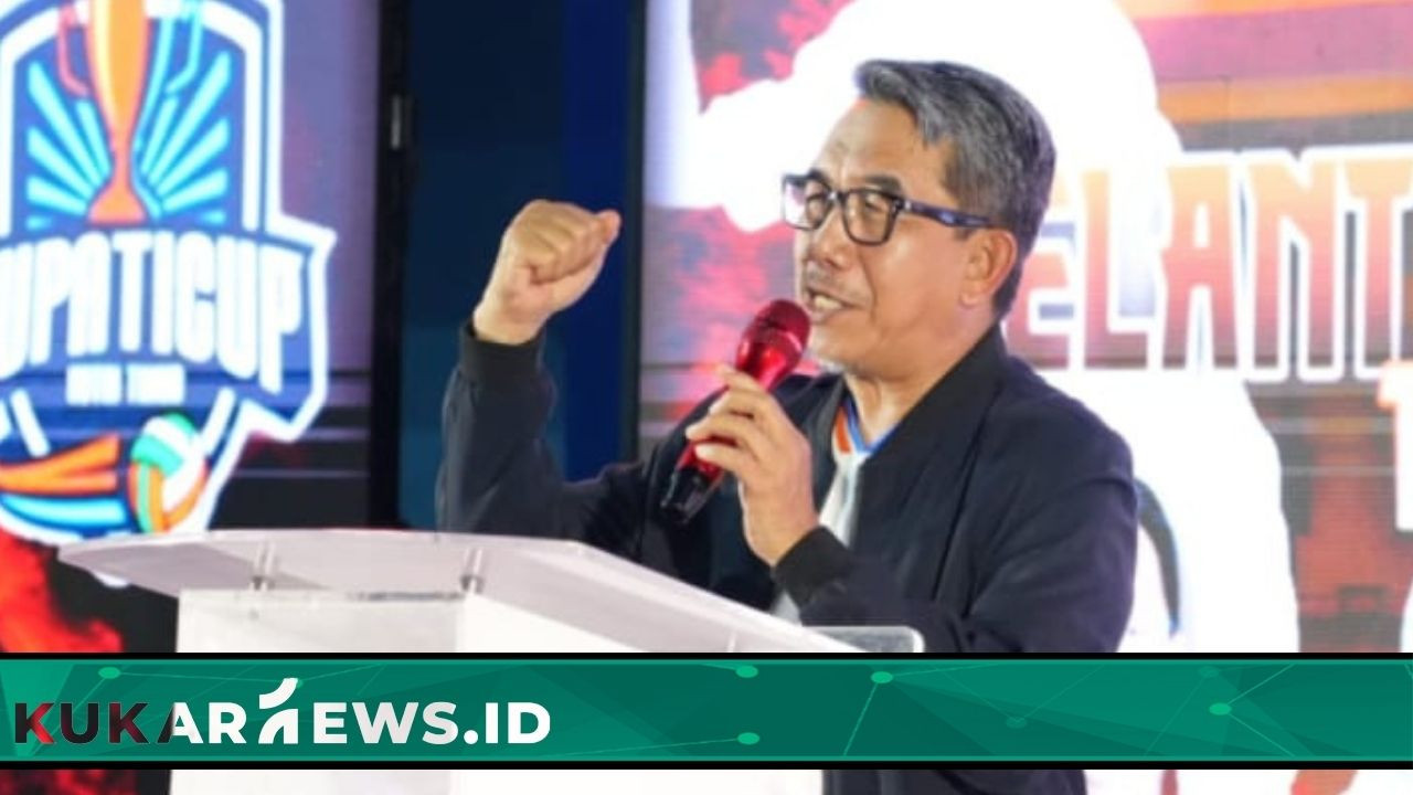 Bupati Ardiansyah Sulaiman Resmikan Pembukaan Turnamen Bola Voli Bupati Cup 2025 di Kutim