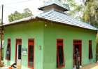 Kemanunggalan TNI dan Warga Tudungan Lewat Perbaikan Langgar Al-Hikmah