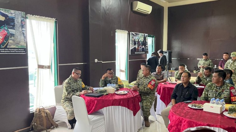 Puji Sinergi TNI dan Pemkab Kukar, Tim Wasev Sterad Minta Program TMMD 130 Ditingkatkan