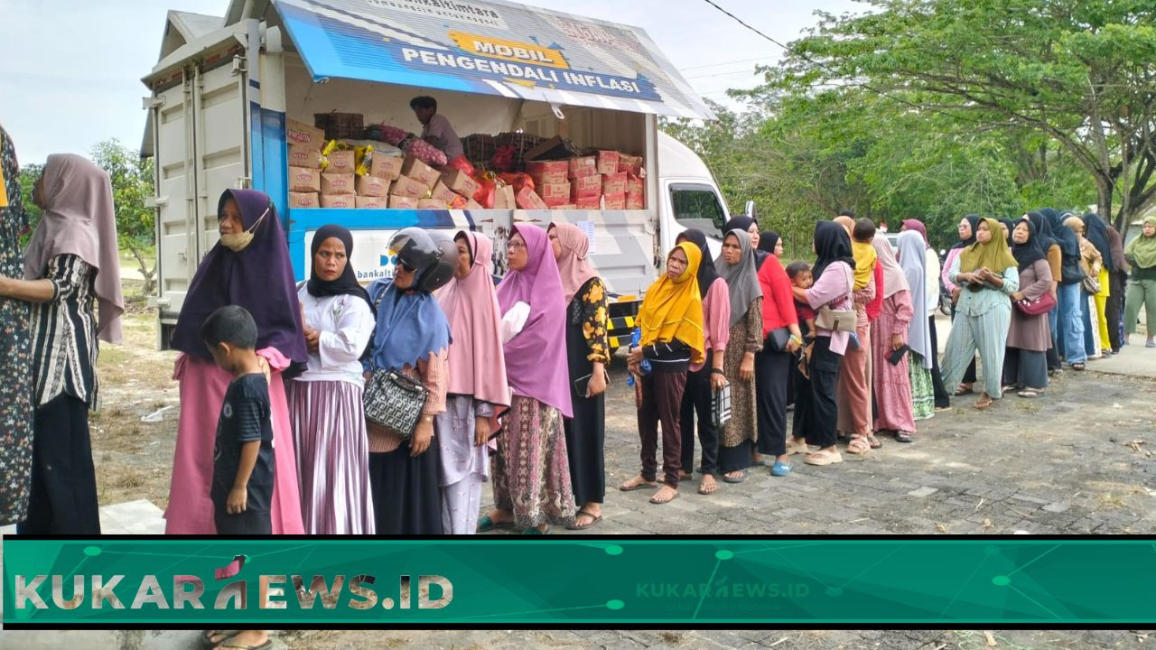 Operasi Pasar Disperindagkop UKM Kaltim Diserbu Warga Teluk Pandan